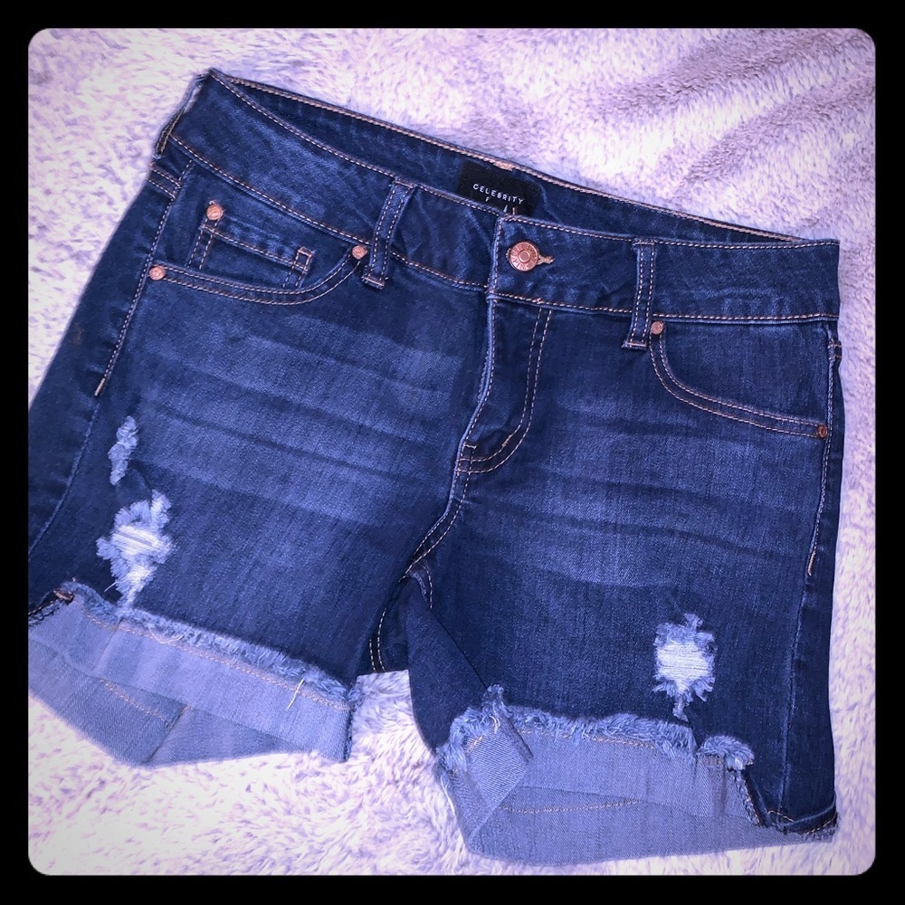 NWOT CELEBRITY PINK DESTROYED DENIM SHORTS - Picture 2 of 4